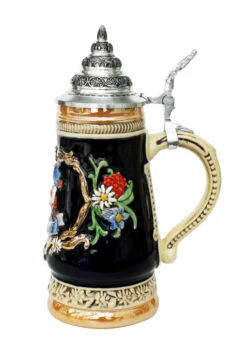 Kissing Couple German Beer Stein | 0.3 Liter -Luxury Cupware Shop Kissing Couple Beer Stein K731 RS SM 90936.1553542826